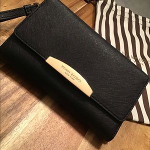 Henri Bendel black wristlet